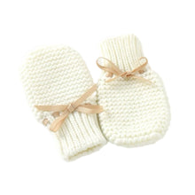 Load image into Gallery viewer, Booties & Mittens Set