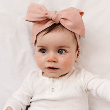 Load image into Gallery viewer, Snuggle Hunny Linen Bow Headband