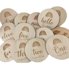 Load image into Gallery viewer, Baby Milestone Discs