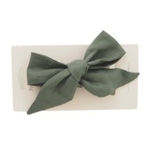 Load image into Gallery viewer, Snuggle Hunny Linen Bow Headband