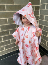 Load image into Gallery viewer, Personalised Hooded Beach Towel