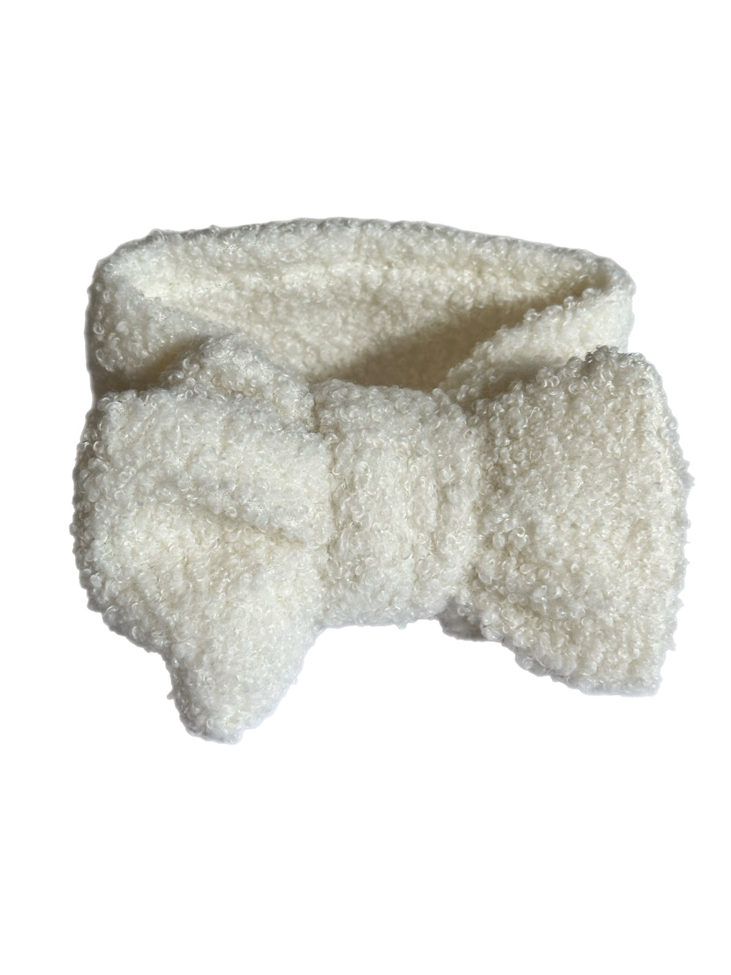 Oversized Teddy Bow