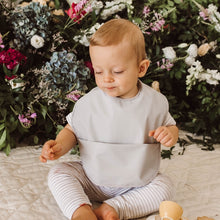 Load image into Gallery viewer, Snuggle Hunny Bib - Waterproof
