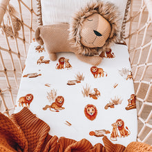 Load image into Gallery viewer, Snuggle Hunny Bassinet / Change Pad Cover
