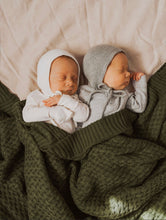Load image into Gallery viewer, Snuggle Hunny Diamond Knit Baby Blanket *PRE-ORDER*
